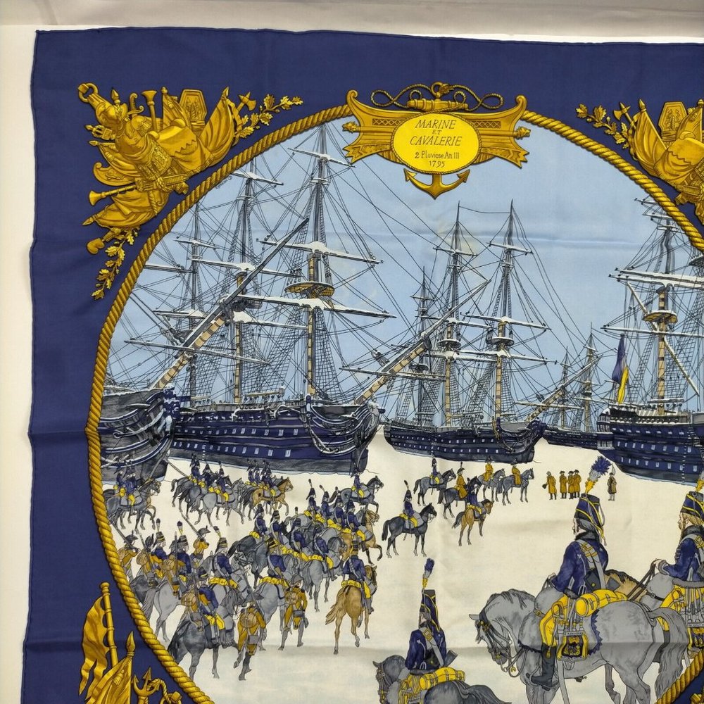 Hermes scarf Carre - Picture 7 of 13